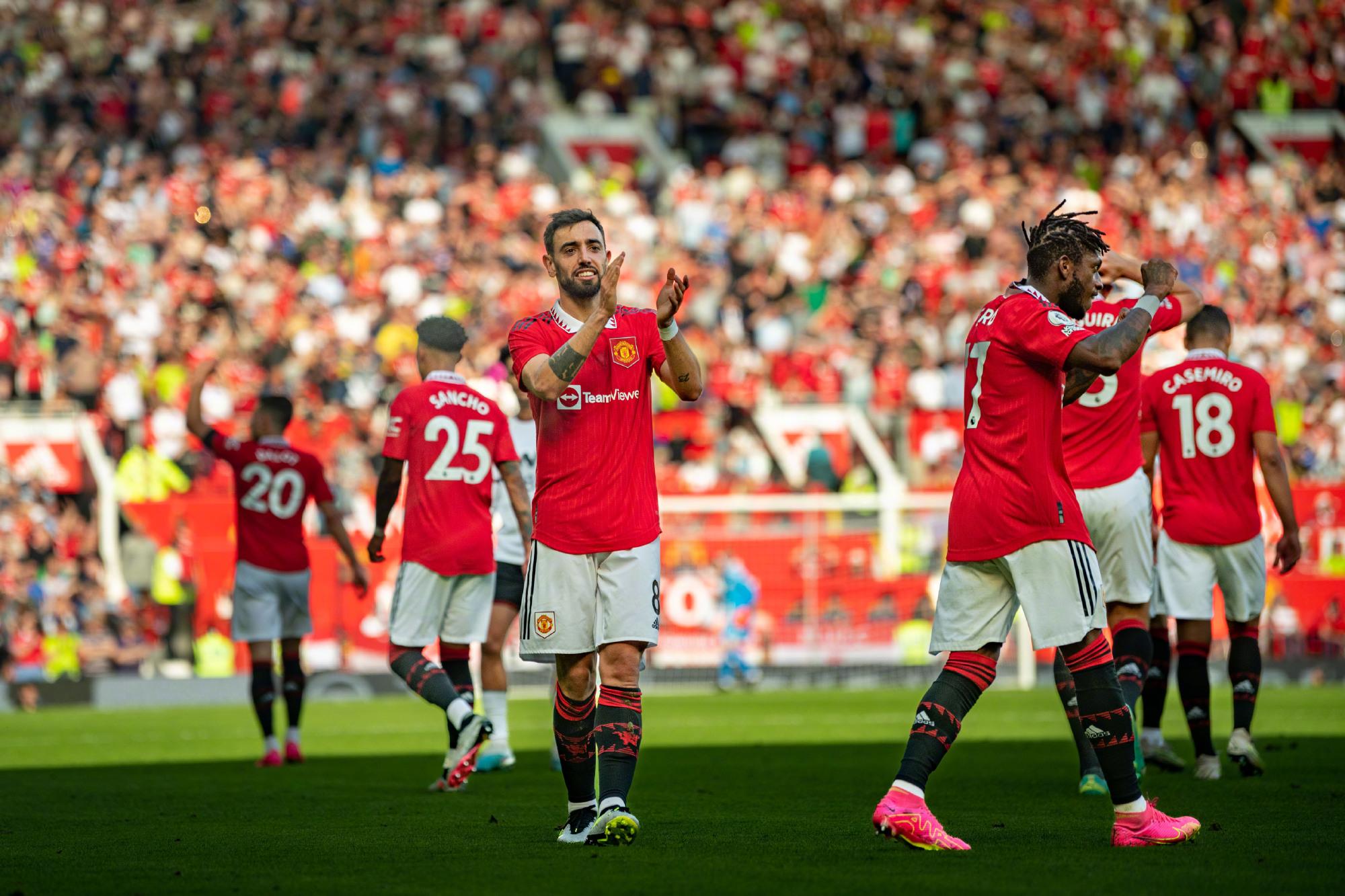 再次向我们 再次向我们